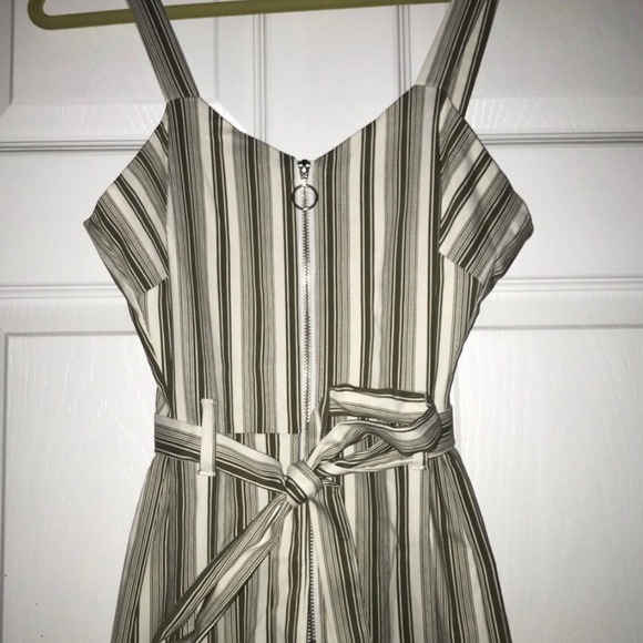 Romeo & Juliet Couture Striped Belted Jumpsuit - Picture 4 of 11